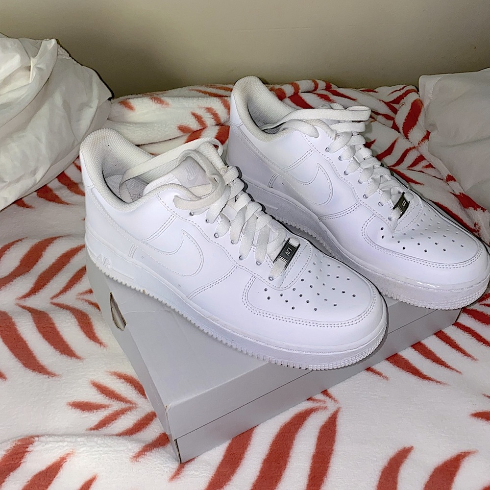 SOLD Nike Air Force 1s - Picture 1 of 3